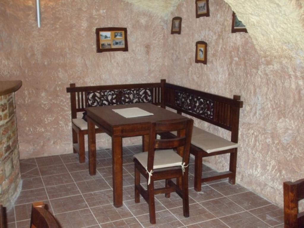 Rooms Milin Lagum Irig Exterior foto